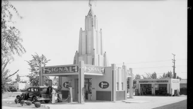 Purr-Pull gas & service stations and advertisements, Southern California, 1931. 