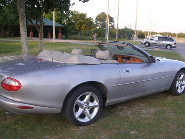 Image for article titled At $3,999, Could This ‘Fair Condition’ 2000 Jaguar XK8 Be More Than A Fair Deal?