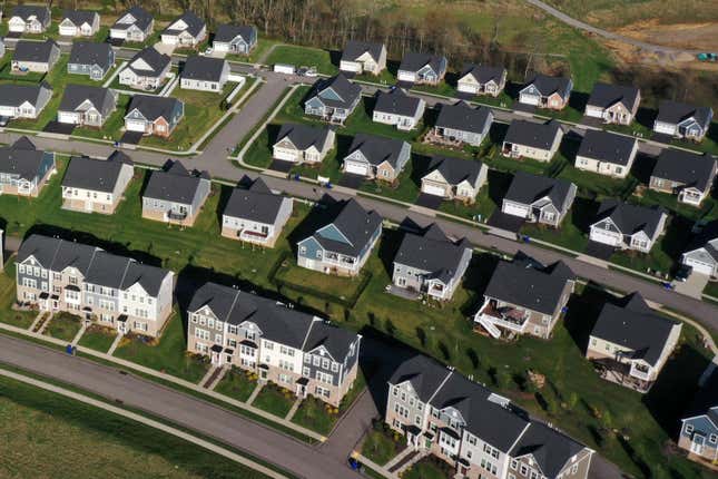 New Homes dot the landscape in Middlesex Township, Pa., on Thursday, Apr. 19, 2023. On Thursday, Freddie Mac reports on this week&#39;s average U.S. mortgage rates. (AP Photo/Gene J. Puskar)