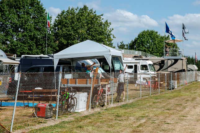 Look at these fine IndyCar fans behaving themselves in a campground that is not the Coke Lot