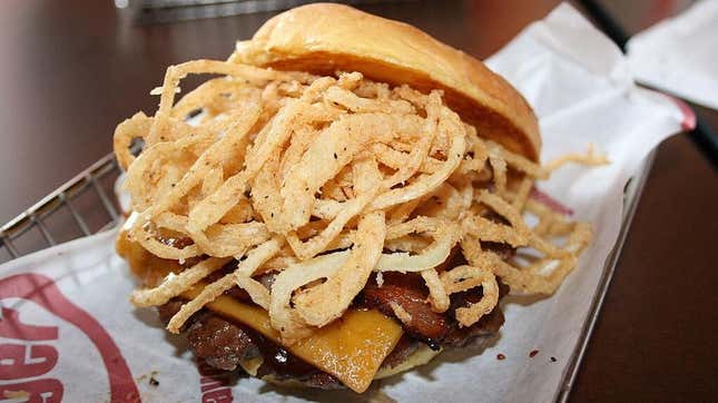 Burger with onion strings