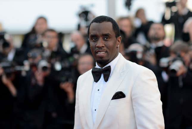  Sean Combs besucht die Premiere von „Killing Them Softly“ während der 65. Filmfestspiele von Cannes im Palais des Festivals am 22. Mai 2012 in Cannes, Frankreich.