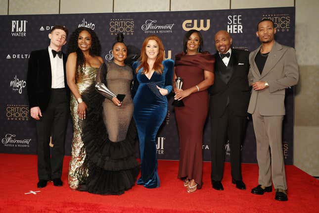 Chris Perfetti, Sheryl Lee Ralph, Quinta Brunson, Lisa Ann Walter, Janelle James, William Stanford Davis, and Tyler James Williams at the 28th Annual Critics Choice Awards at Fairmont Century Plaza on January 15, 2023 in Los Angeles, California.