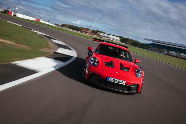 Image for article titled Every Ridiculous High-Tech Feature on the 2023 Porsche 911 GT3 RS