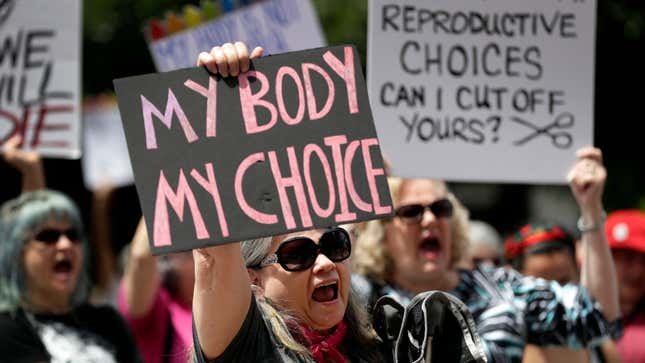 Image for article titled Texas Anti-Abortion Bill Would Allow Any Private Citizen To File Civil Lawsuits Against Abortion Providers