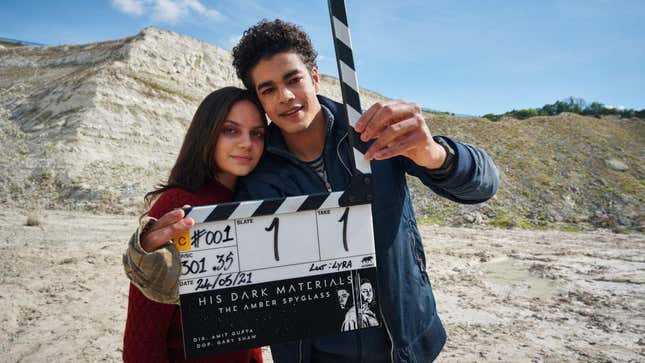 The young stars of His Dark Materials, Dafne Keen and Amir Wilson, pose with a slate as the HBO series' third season begins filming.