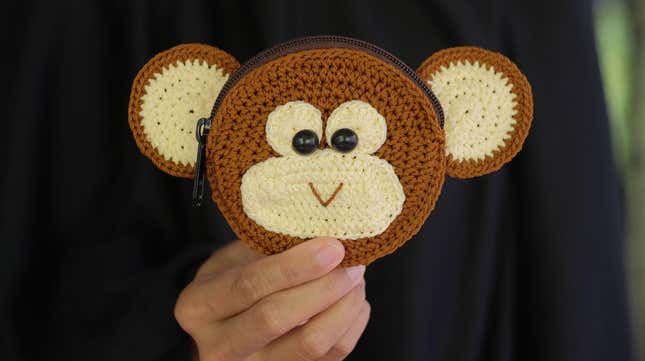 Image for article titled Racist? Black Hospital Employee Claims White Co-Worker Knitted a Monkey With His Name On It