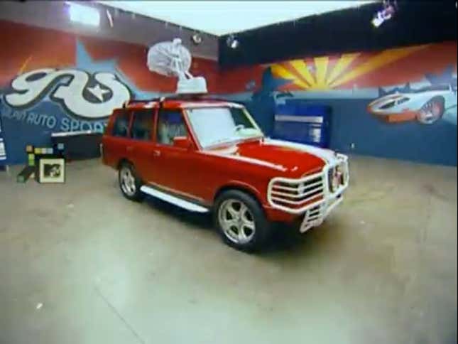 Image for article titled TV Flashback: Remember When Pimp My Ride Put A 120 LB Satellite Dish On Top Of A Range Rover?