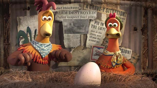 Rocky & Ginger wat،g their daughter Molly hatch in Chicken Run: Dawn of the Nugget.