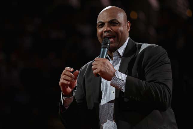 Image for article titled Charles Barkley Calls a Thing a Thing: Teams &#39;Part Ways&#39; With White Coaches But &#39;Fire Brothers&#39;