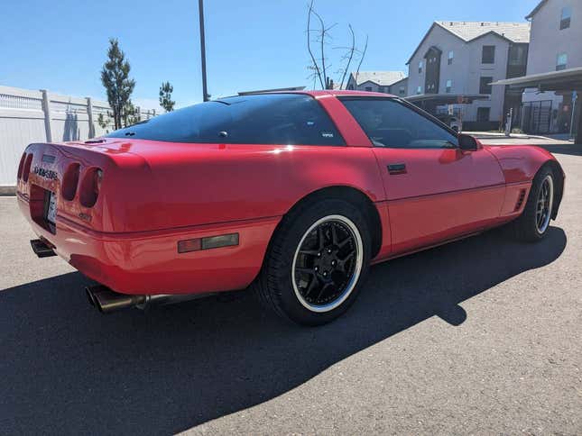 Bild für Artikel mit dem Titel: Ist diese Chevy Corvette LT1 von 1996 für 5.995 US-Dollar ein brandheißer Deal?