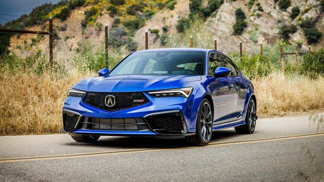 Une Acura Integra Type S bleue 2024