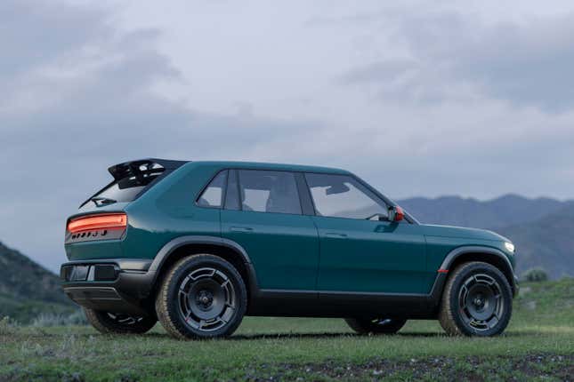 Image for article titled The Rivian R3X Is An Electric Rally Car You’ll Want To Buy