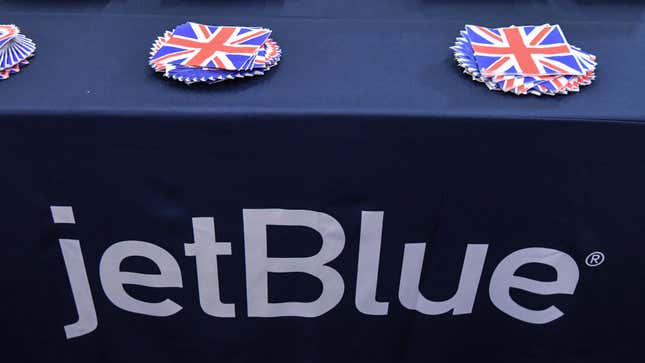 A JetBlue table with Union Jack napkins on top