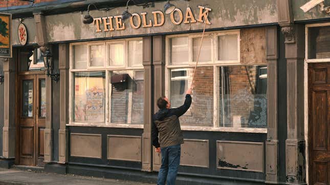 Image for article titled The Old Oak review: Ken Loach delivers another sturdy humanistic plea for his final film