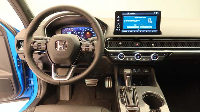 Image for article titled This Is The 2022 Honda Civic Hatchback And Yes It Comes With A Stick Shift