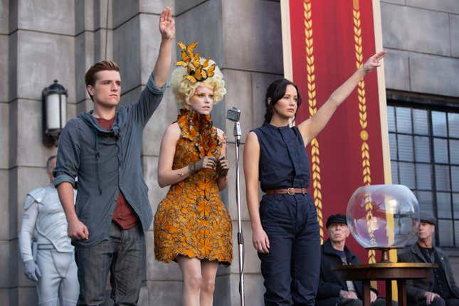 Actors Josh Hutcherson, (L) Elizabeth Banks (M) and Jennifer Lawrence (R) on the set of the film, “The Hunger Games: Catching Fire”, Atlanta, USA, 2012.