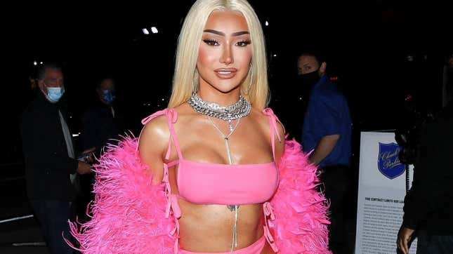 Image for article titled Tana Mongeau, Dixie D’Amelio, and Other Very Strange Outfits On the Party Circuit This Week