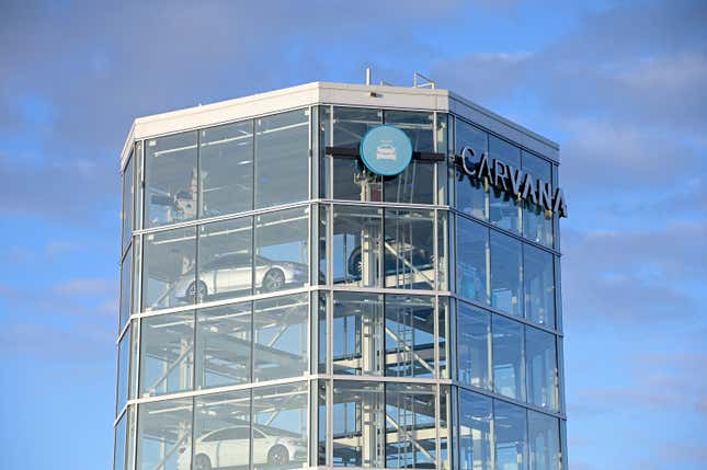 Image for article titled Customers Continue to Go Through It With Carvana