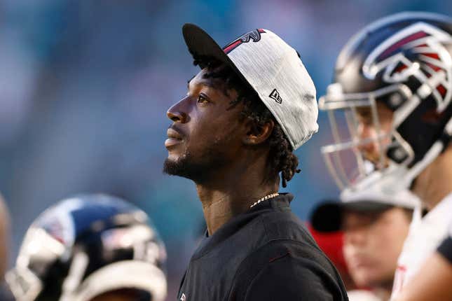 Image for article titled Atlanta Falcons Wide Receiver Calvin Ridley Suspended For NFL 2022 Season for Betting on Games