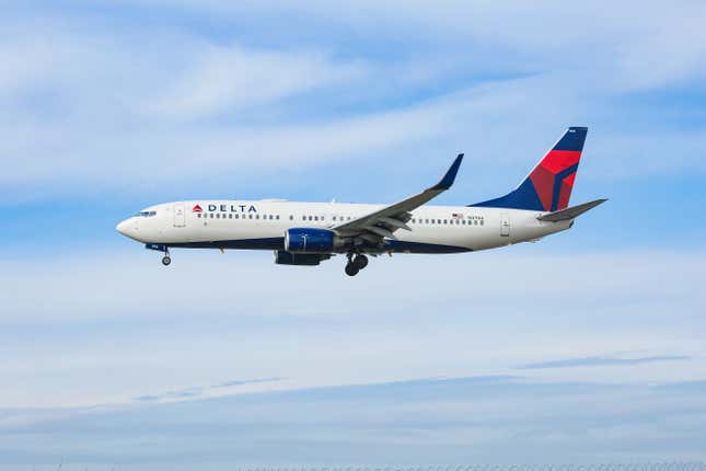 A Delta Air Lines Boeing 737-800