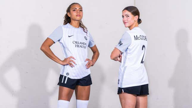 Ally Watt and Haley McCutcheon wearing the Orlando Pride’s new Luna Kit.