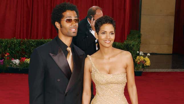 Image for article titled Halle Berry&#39;s Wild Roller Coaster Romantic History