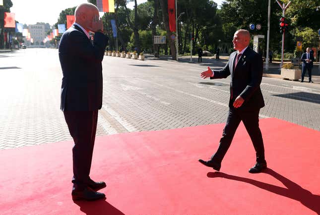 Albania&#39;s Prime Minister Edi Rama, left, welcomes his North Macedonian counterpart Dimitar Kovachevski ahead of a summit in Tirana, Albania, Monday, Oct. 16, 2023. Leaders from the European Union and the Western Balkans hold a summit in Albania&#39;s capital to discuss the path to membership in the bloc for the six countries of the region. (AP Photo/Franc Zhurda)