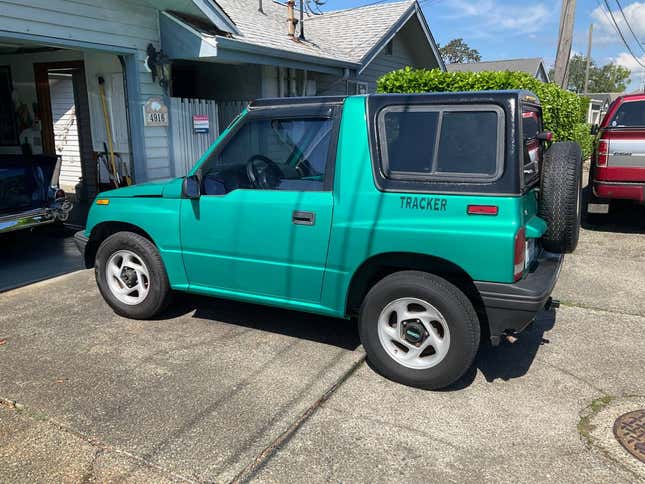 Image for article titled At $7,700, Would You Make Tracks In This 1995 Geo Tracker?