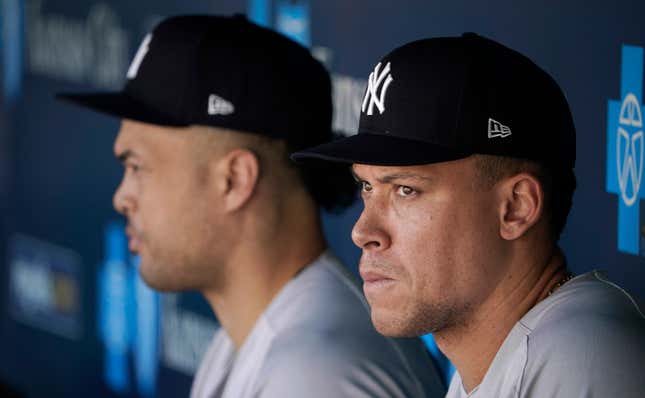 Giancarlo Stanton (l.) and Aaron Judge