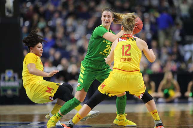 Image for article titled 15 most memorable women's March Madness moments
