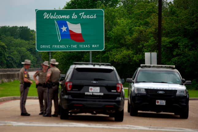 Image for article titled Texas State Troopers Took Part in Over 1,000 Car Chases in South Texas, Causing 30 Deaths: Docs
