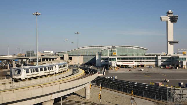 Image for article titled These Are the 15 Best Airports in North America