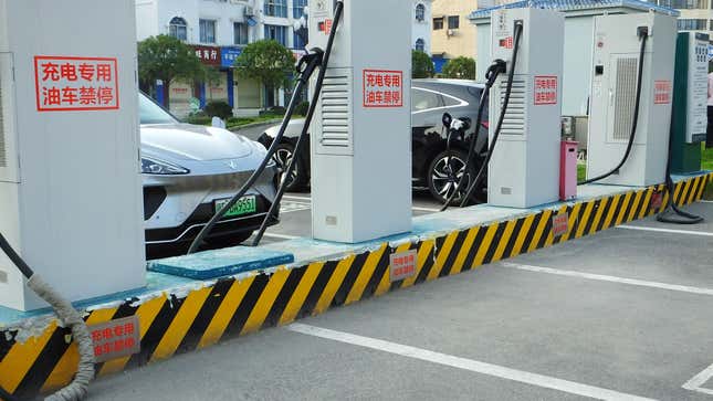 Image for article titled China Will Spend Public Money To Get EV Sales Moving Again