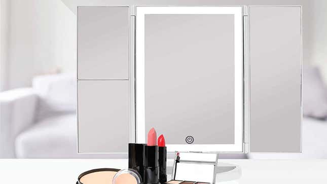 Beautyworks LED Mirror | $32 | Amazon | Promo Code 16IBRXKJ