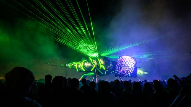 Une photo de la scène Arcadia à Glastonbury 2024. 