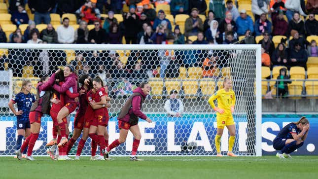 Spain beat Brazil to progress to the World Handball Championship