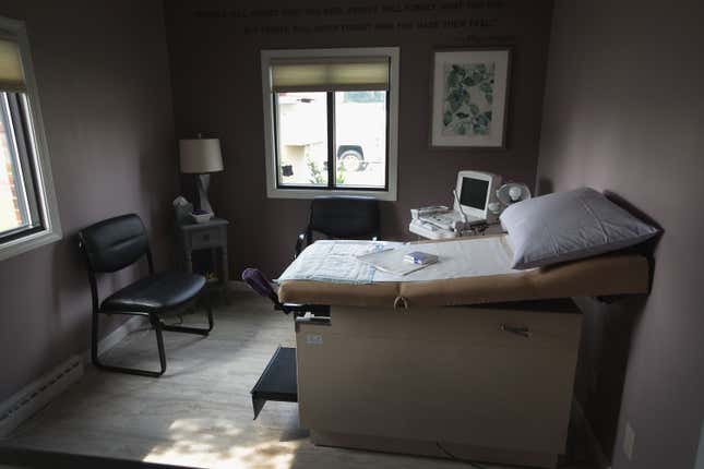 Image for article titled Biden Directs Hospitals to Perform Abortions in Cases of Emergency
