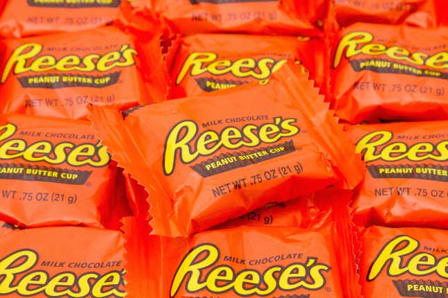 Image for article titled Trick or Treat: The Best Halloween Candy, Ranked