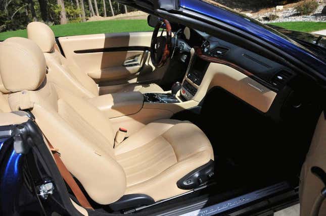 Image for article titled At $38,000, Is This 2012 Maserati GranTurismo Convertible A Gorgeous Deal?
