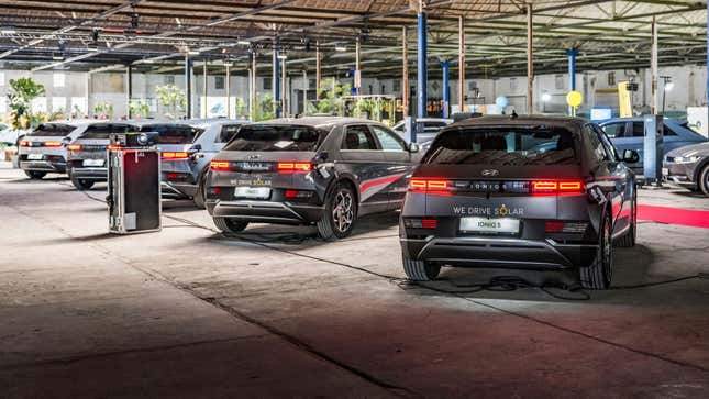 Image for article titled A Hyundai Ioniq 5 Fleet Will Partially Power A Dutch City Using Bidirectional Charging