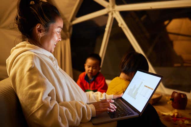 Image de l'article intitulé Le mémo&amp;#xa0;: l’été est terminé, mais les vacances au travail ne le sont pas