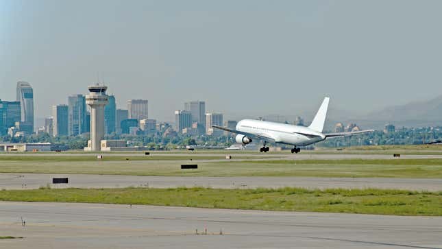 Image for article titled These Are the 15 Best Airports in North America