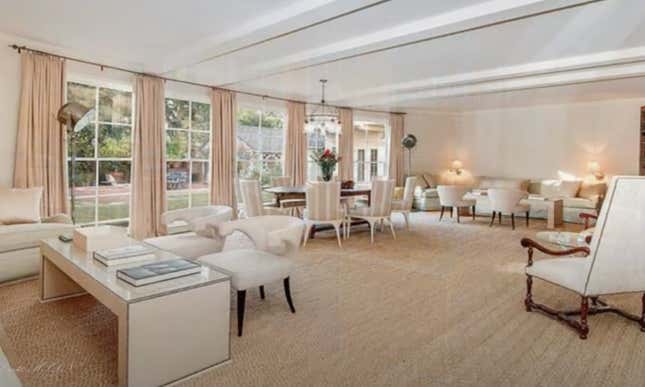 Image for article titled A Look at All of The Lavish Homes Denzel Washington Lived In