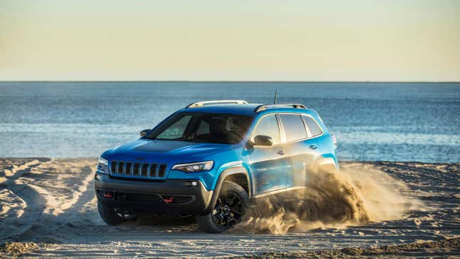 Image for article titled The Last Jeep Cherokee Rolls Off the Line at Belvidere Assembly Plant