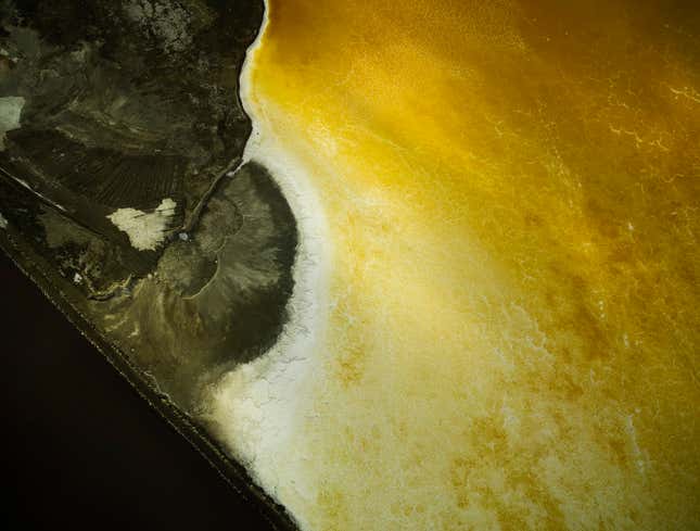 Image for article titled Photos: Climate change is making California look like another planet