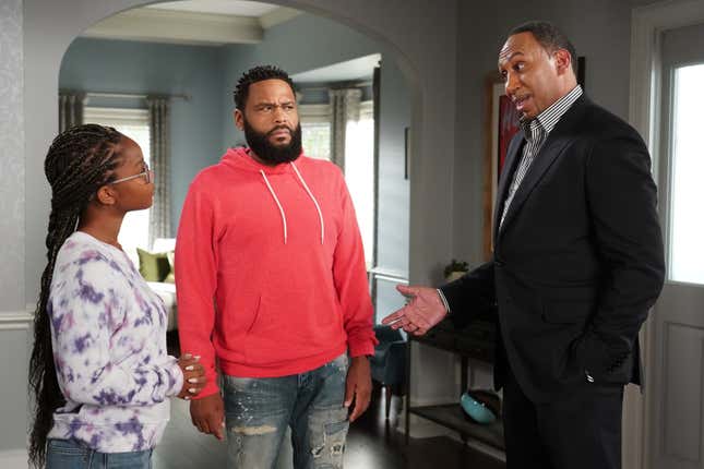 BLACK-ISH – “Bow-Mo” – (ABC/Eric McCandless)MARSAI MARTIN, ANTHONY ANDERSON, STEPHEN A. SMITH