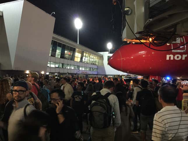 Image for article titled Reports of a possible shooting sent travelers scrambling at New York’s JFK airport