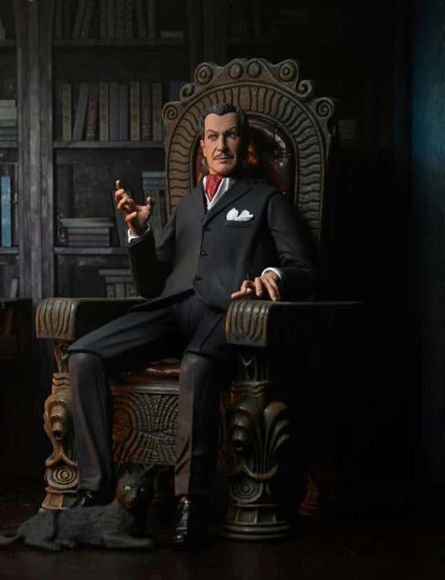 Image for article titled This Vincent Price Figure Comes With a Tiny Cookbook and True Fans Know Why