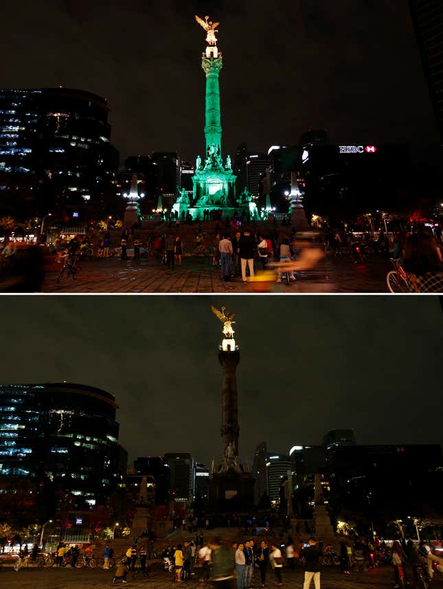 The "Angel de la Independencia" monument before (top) and after the lights were turned off for Earth Hour in Mexico City, Mexico, March 25, 2017.